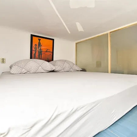 Marie Louise 2396 Apartamento