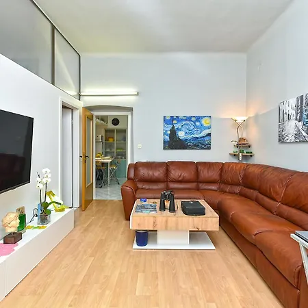 Apartamento Marie Louise 2396 Pula