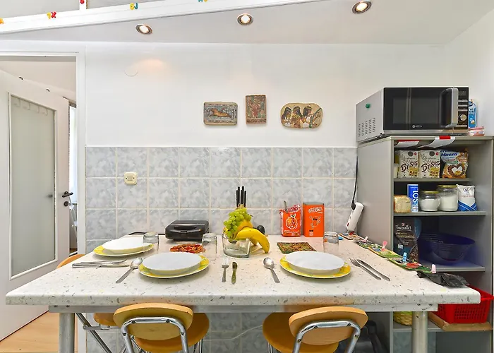 Apartamento Marie Louise 2396 *